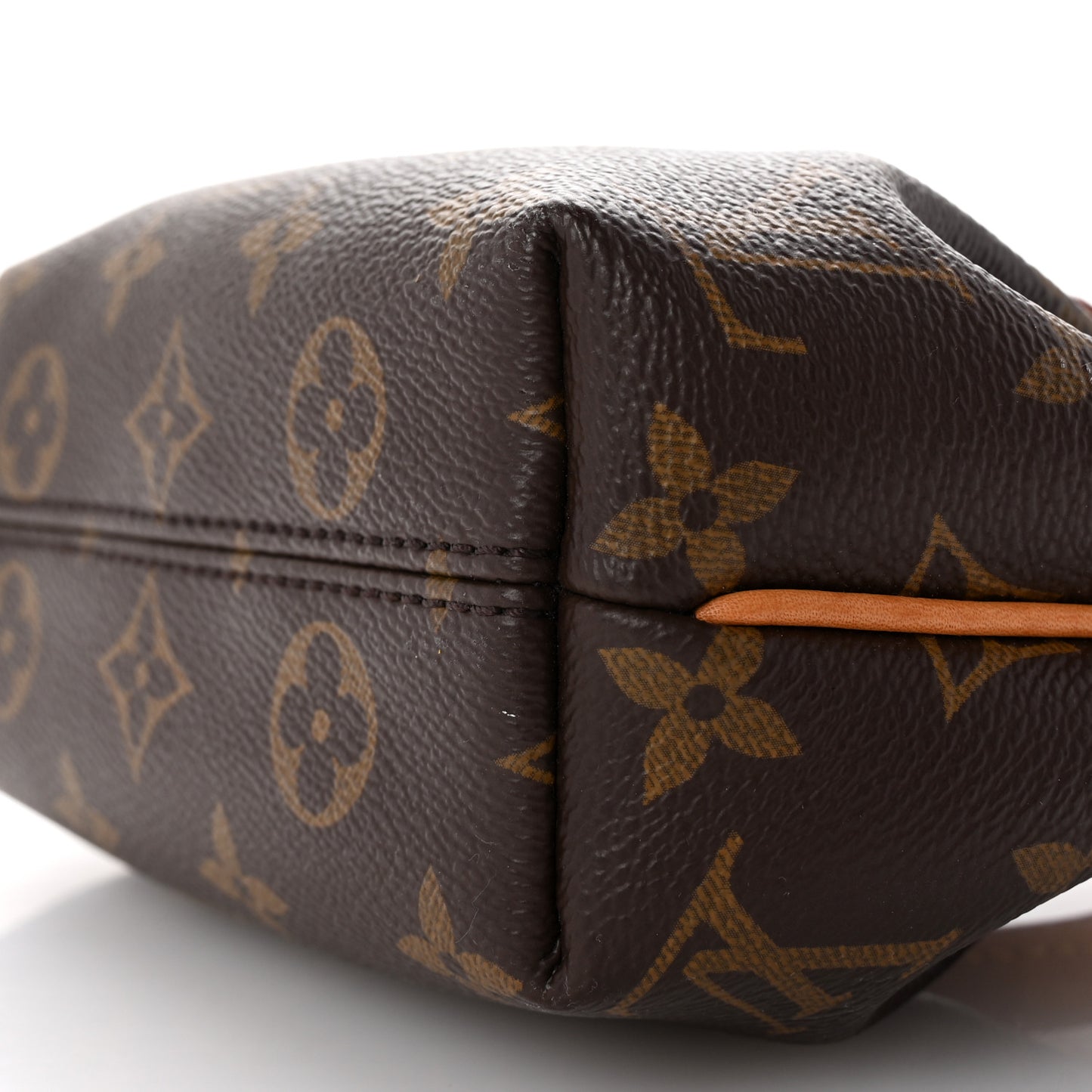 Monogram Nano Turenne