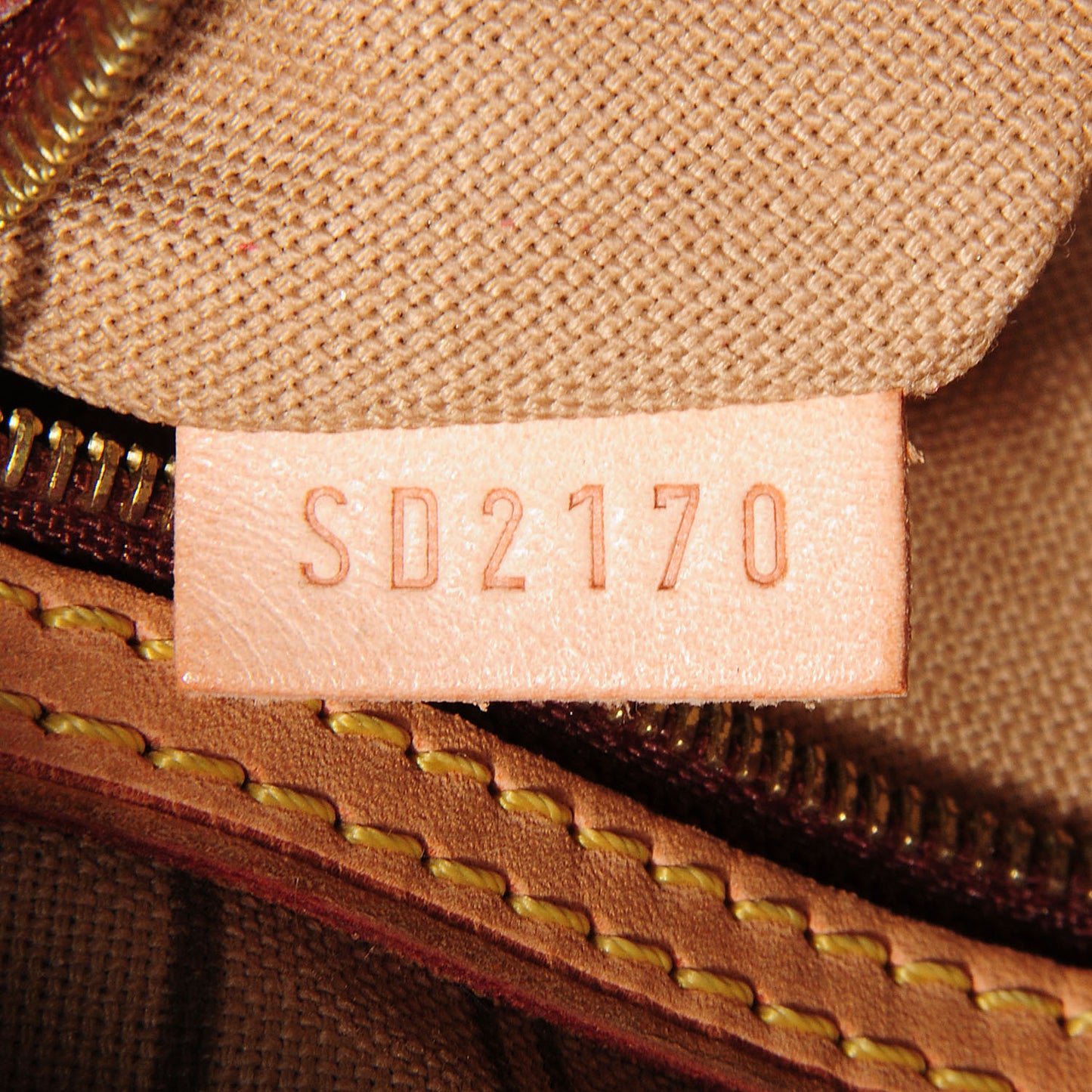 Monogram Delightful MM