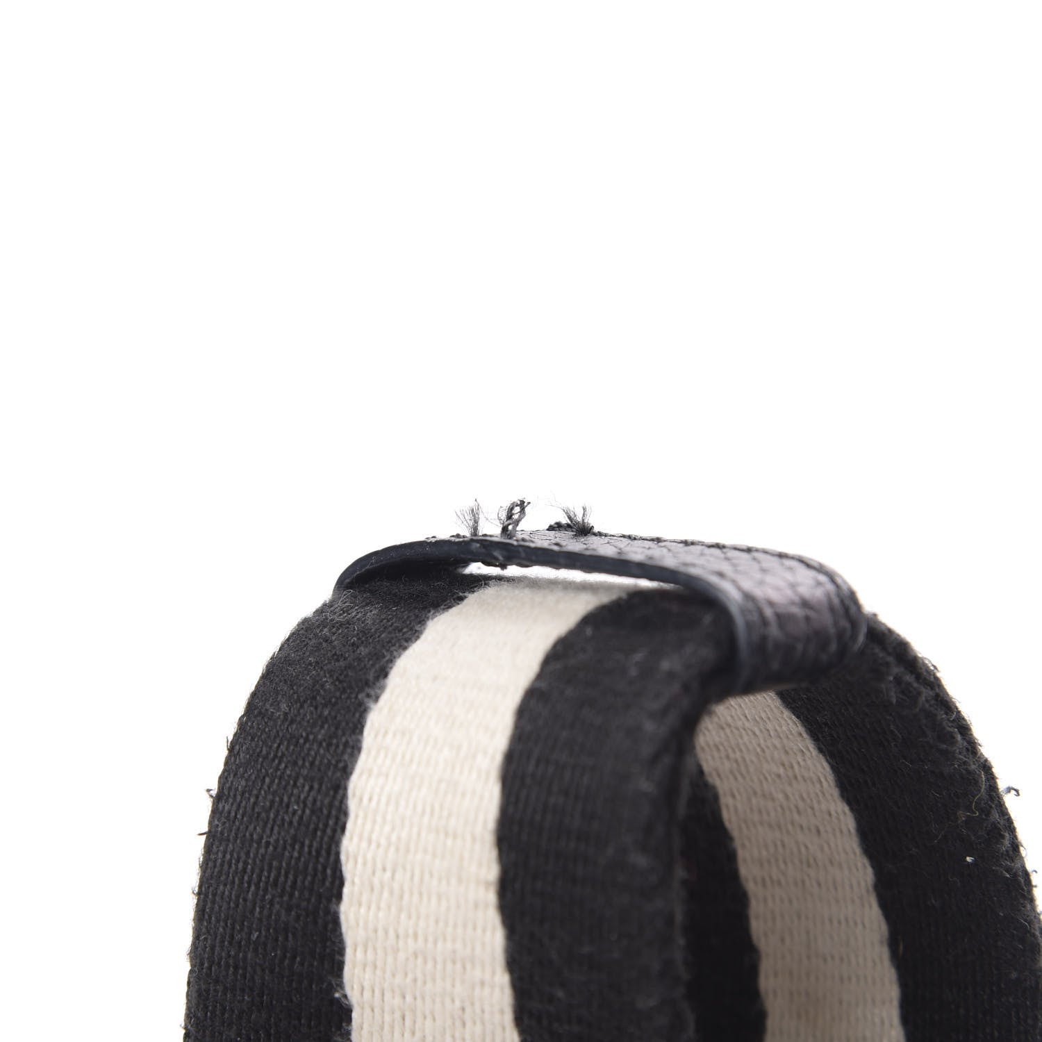 Marc Jacobs Textured Calfskin Medium Incognito Satchel Black 18 of 18