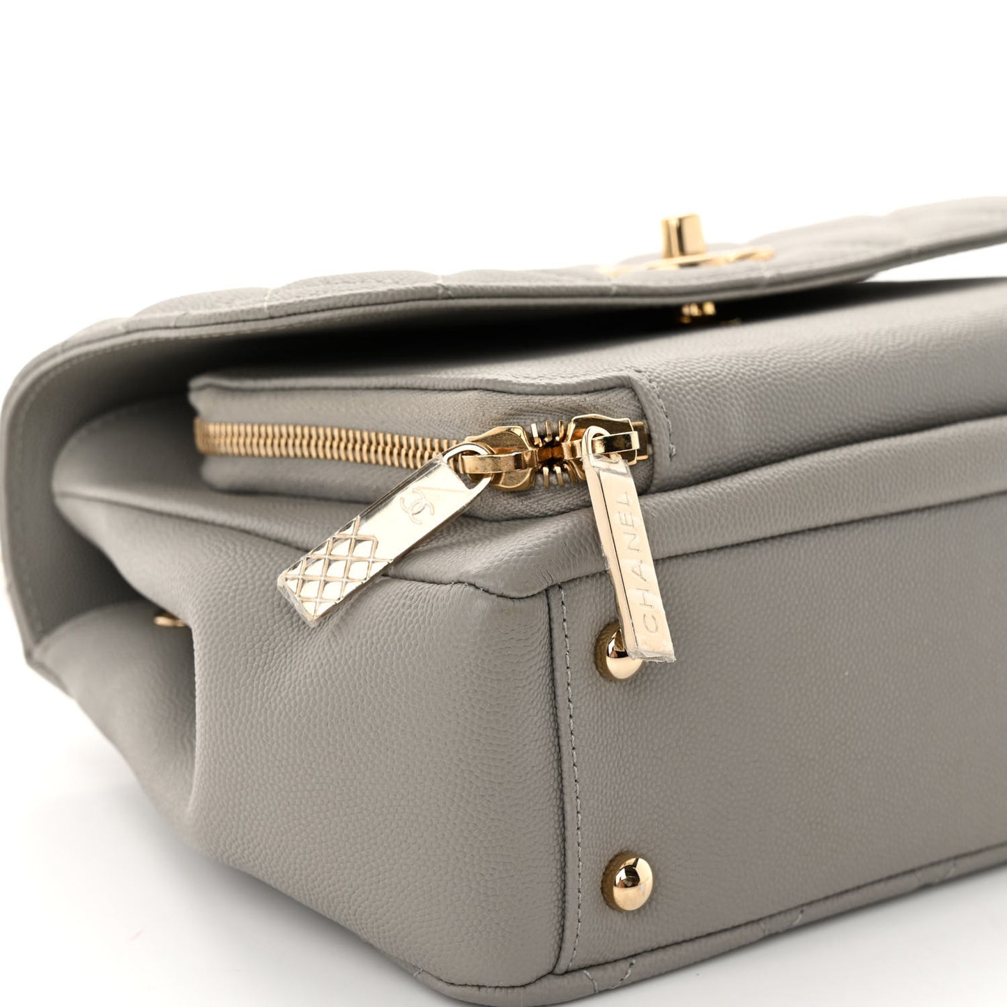 Caviar Quilted Medium Business Affinity Flap Grey