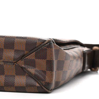 Louis Vuitton Damier Ebene District MM 9 of 9