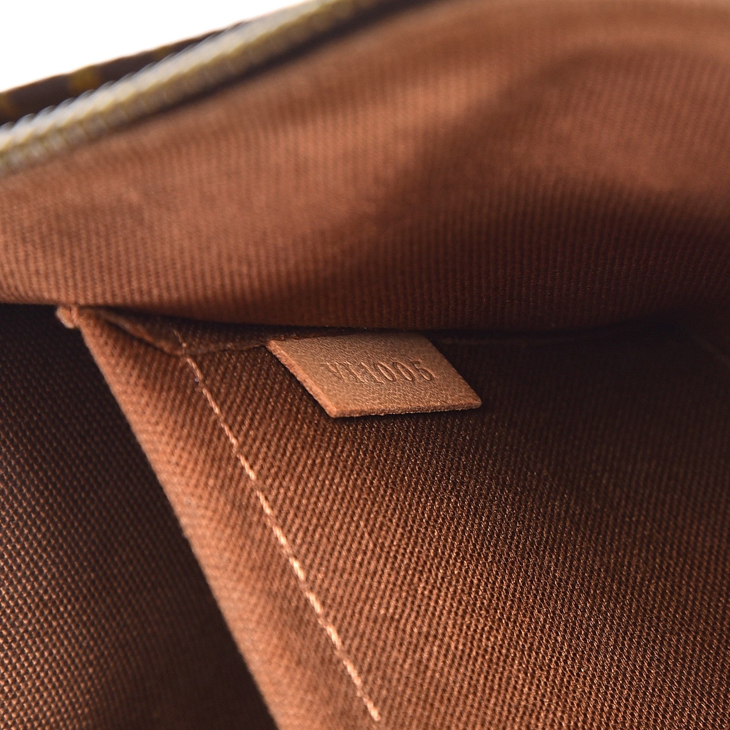 Louis Vuitton Monogram Popincourt 7 of 9