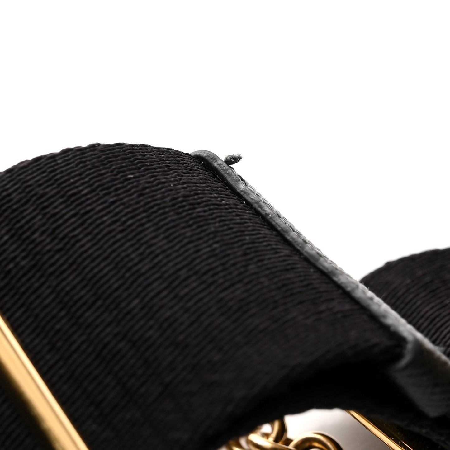 Saffiano Lux Re-Edition 2005 Shoulder Bag Black