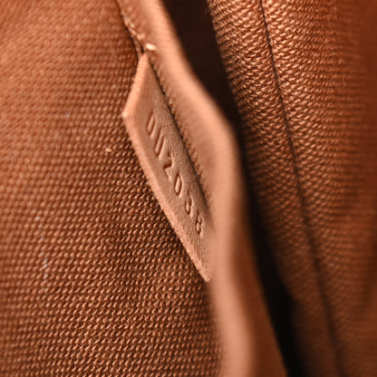 Louis Vuitton Monogram Cabas Beaubourg 8 of 10