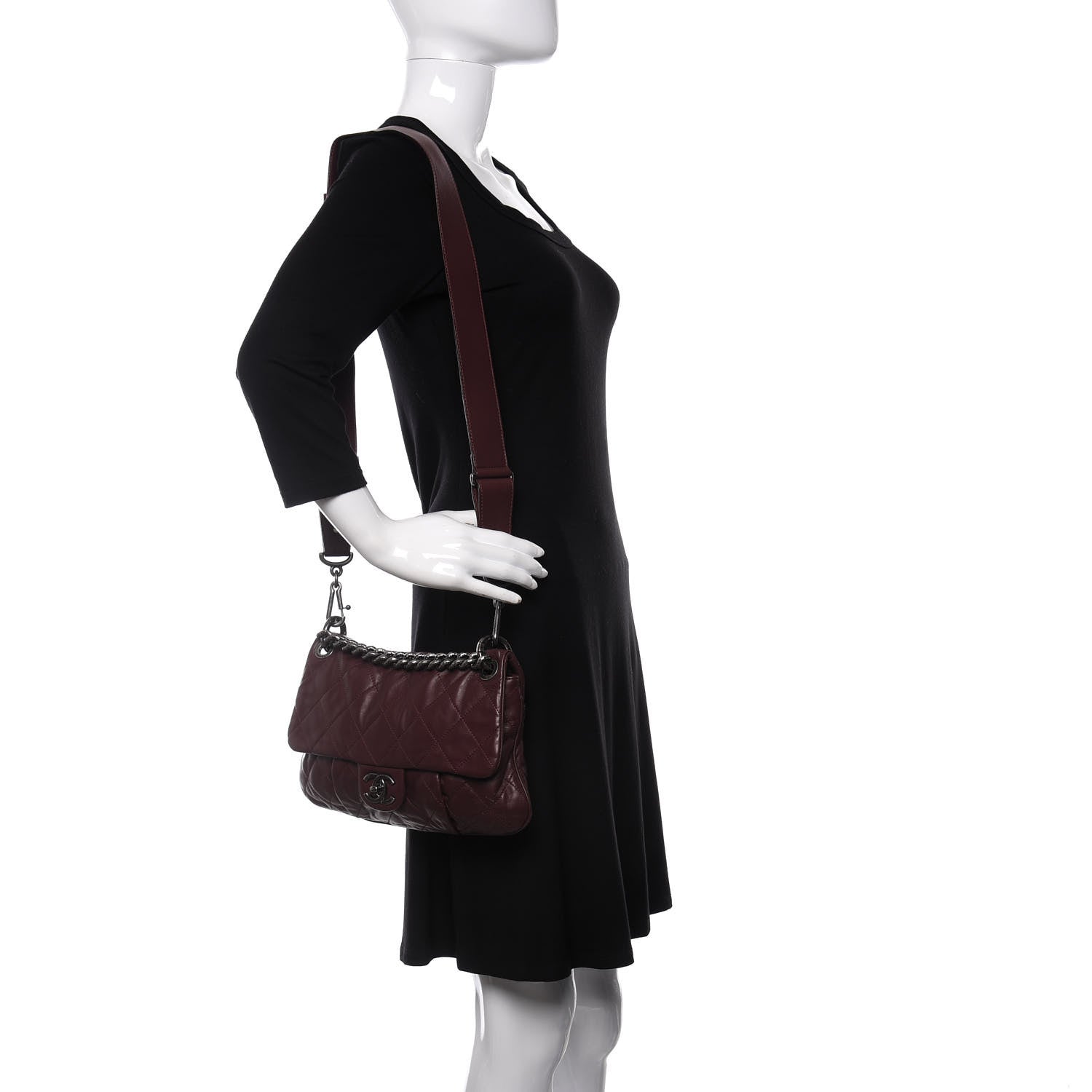 Chanel Calfskin Coco Pleats Large Messenger Flap Burgundy 2 of 10