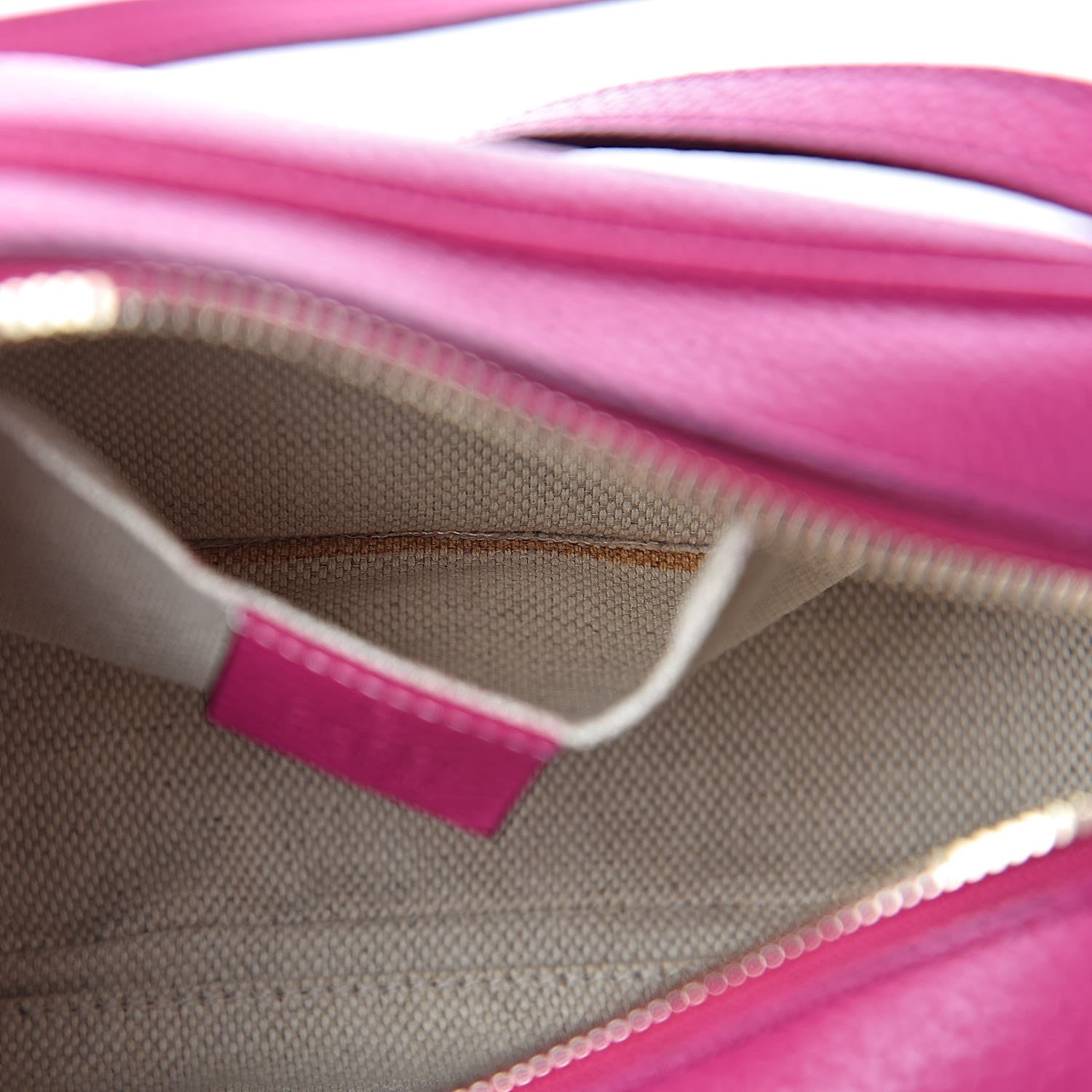 Gucci Pebbled Calfskin Small Soho Disco Bag Bright Bougainvillea 11 of 12