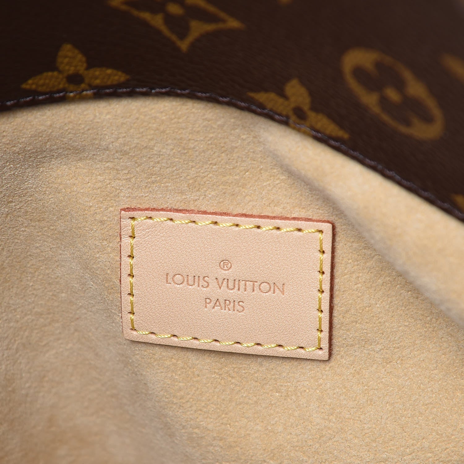 Louis Vuitton Monogram Artsy MM 6 of 9
