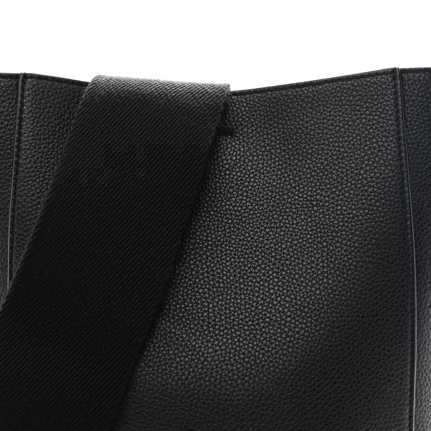 Soft Grained Calfskin Small Sangle Bucket Bag Black