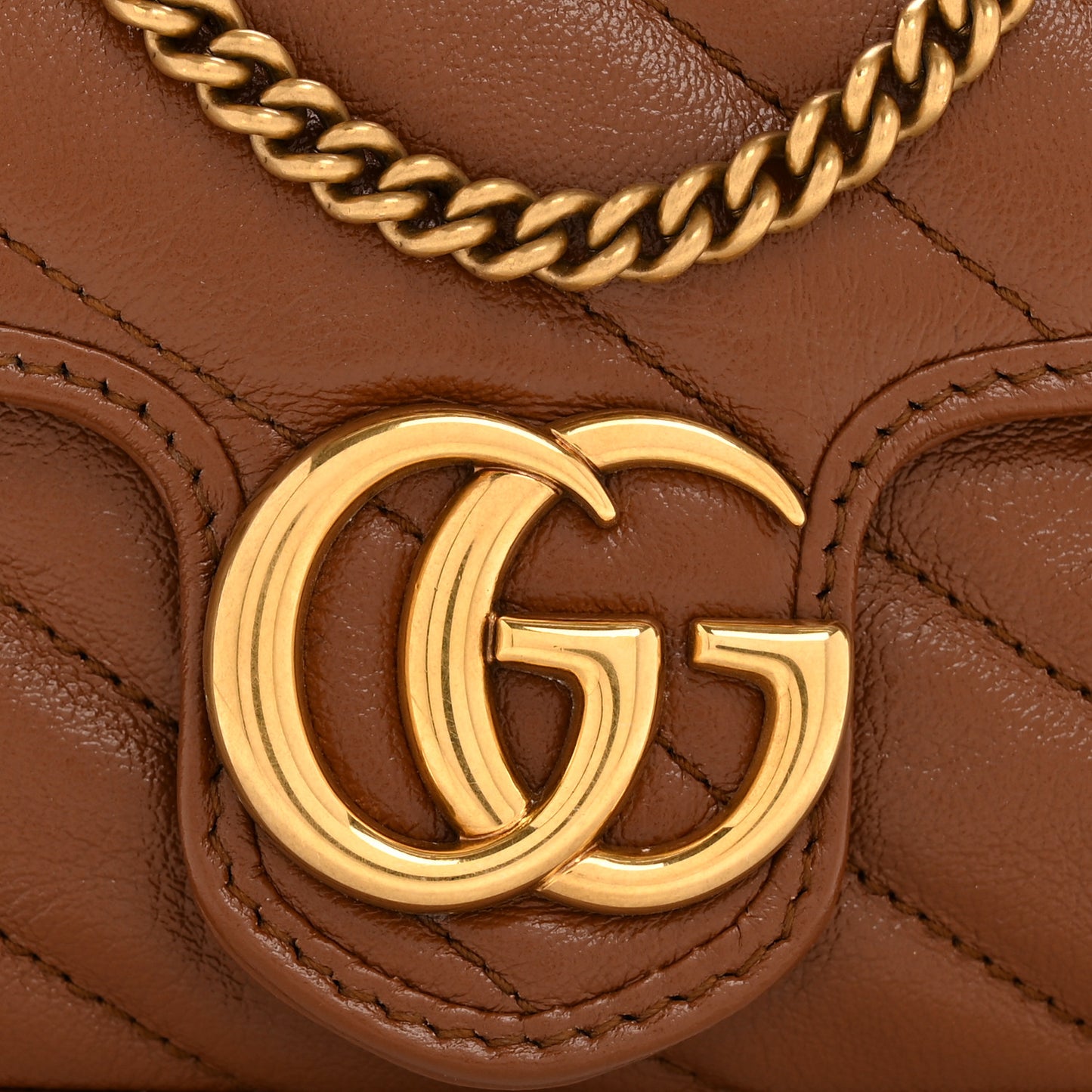 Azalea Calfskin Matelasse Diagonal Super Mini GG Marmont Shoulder Bag Cuir