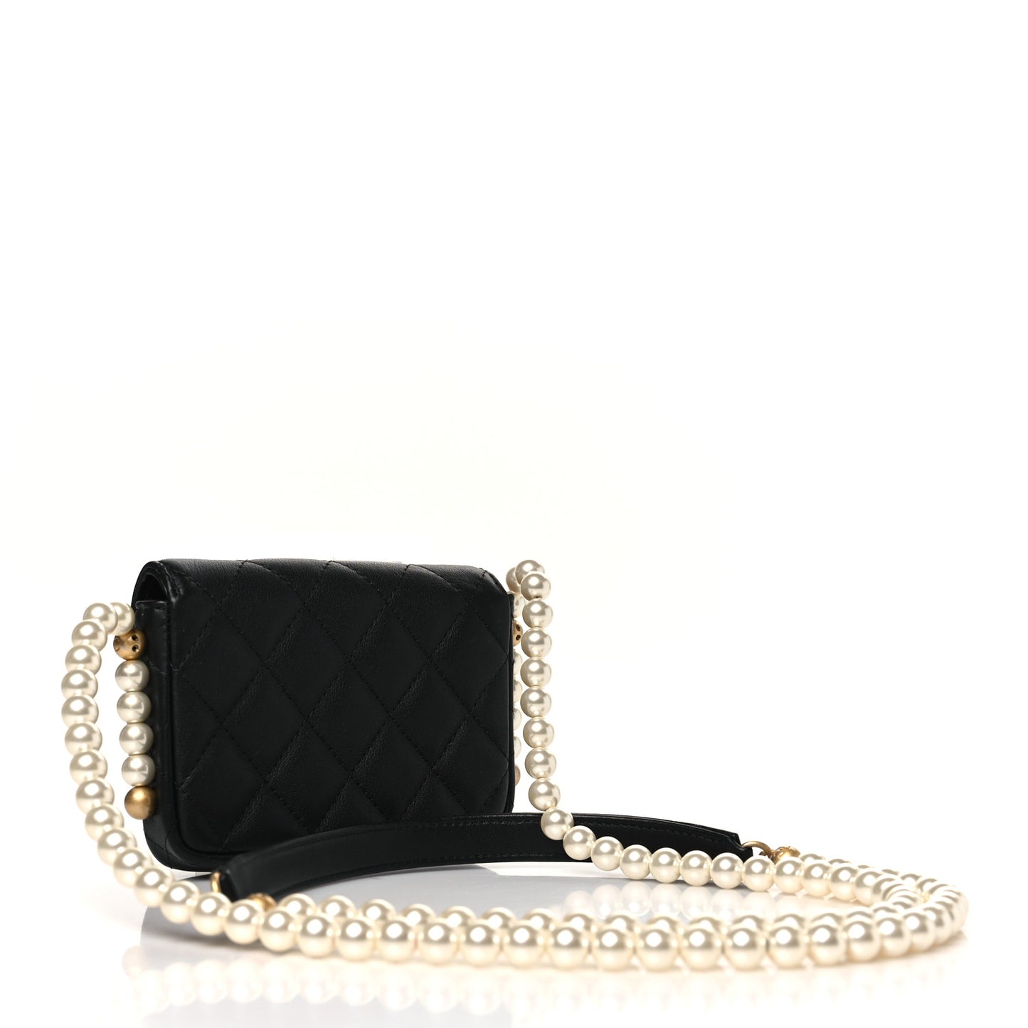 Calfskin Quilted About Pearls Card Holder Flap With Chain Black