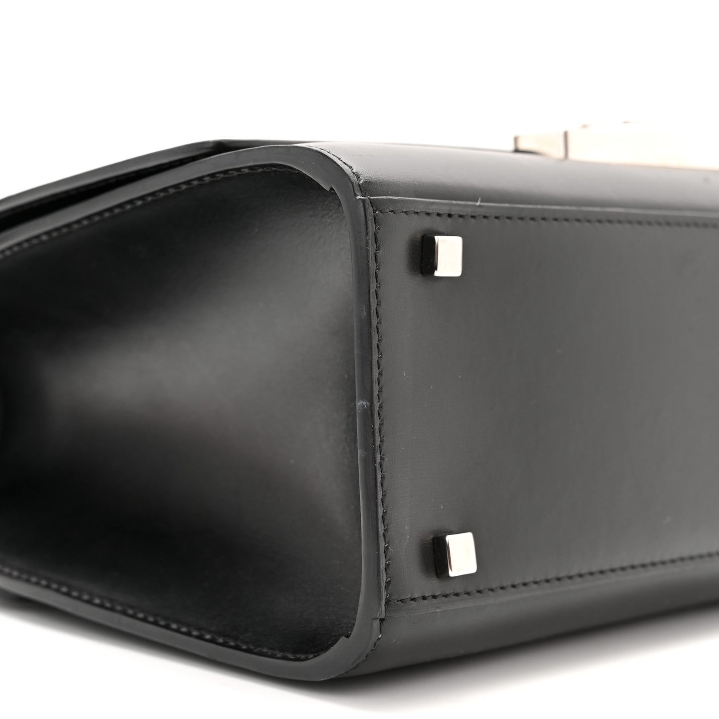Box Calfskin Rejane PM Black