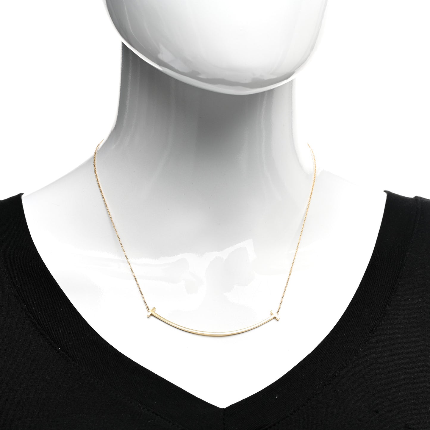18K Yellow Gold Large T Smile Pendant Necklace