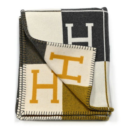 Hermes Wool Cashmere Avalon III Blanket Gris Soleil 2 of 3