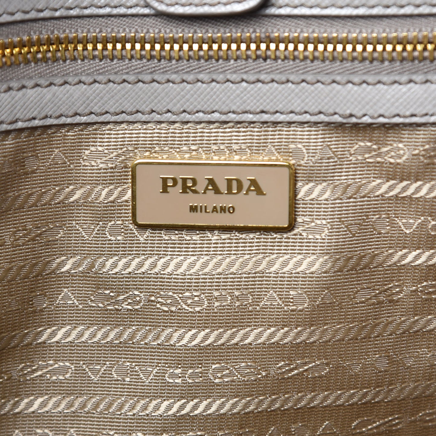 Saffiano Lux Large Tote Pomice