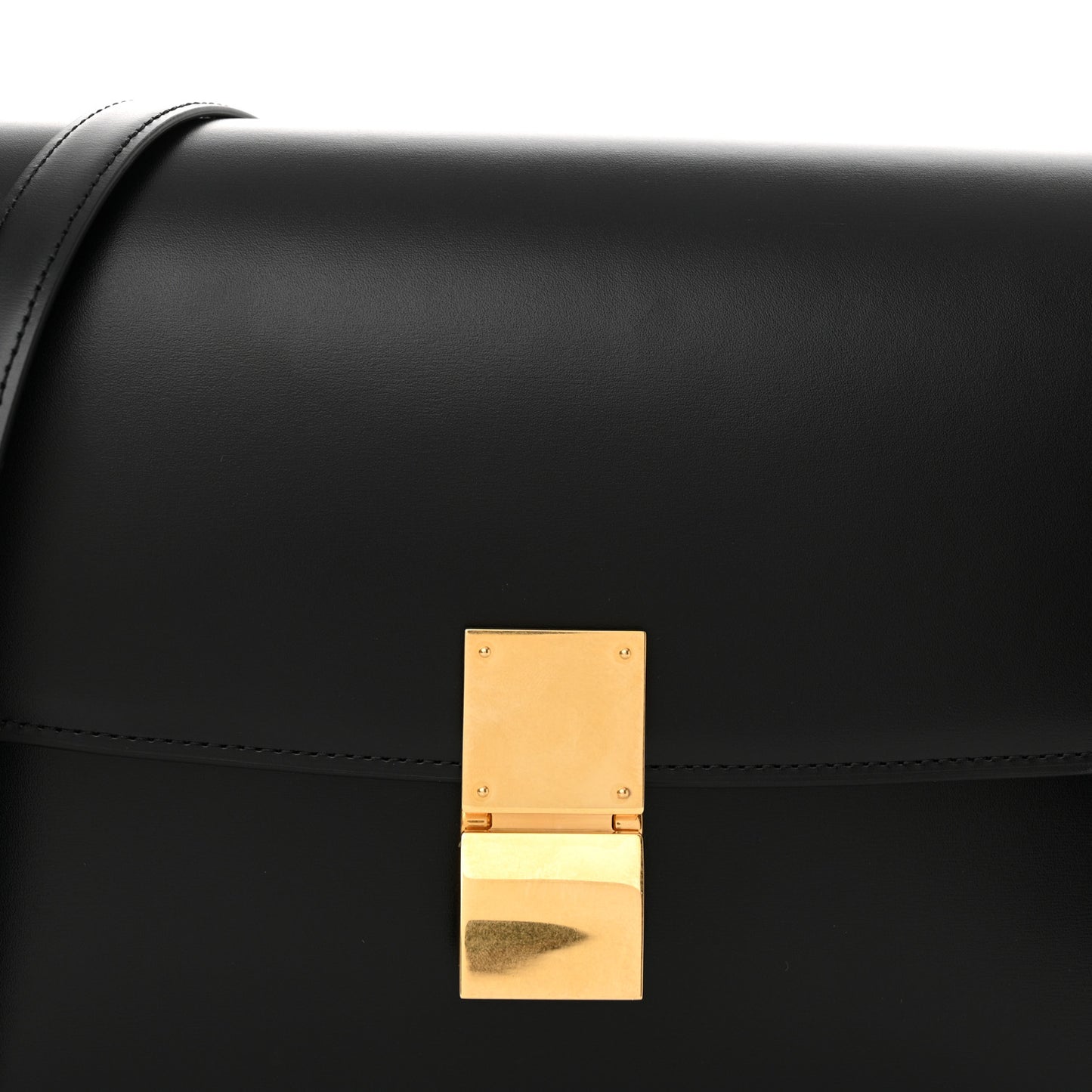 Box Calfskin Medium Classic Box Flap Bag Black