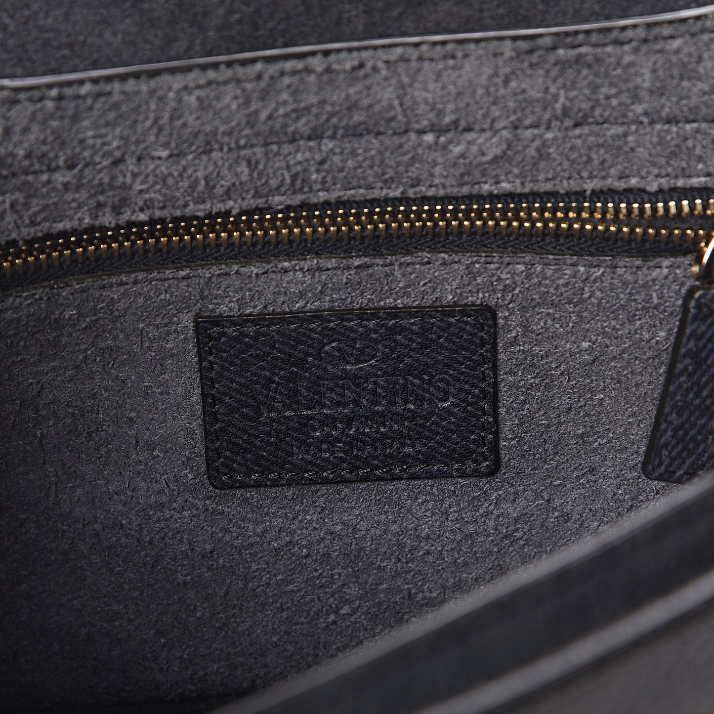 Pebbled Calfskin Medium Rockstud Flap Saddle Bag Deep Denim