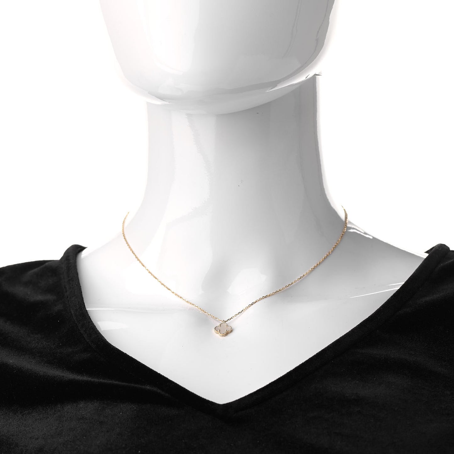18K Yellow Gold Mother of Pearl Sweet Alhambra Pendant Necklace