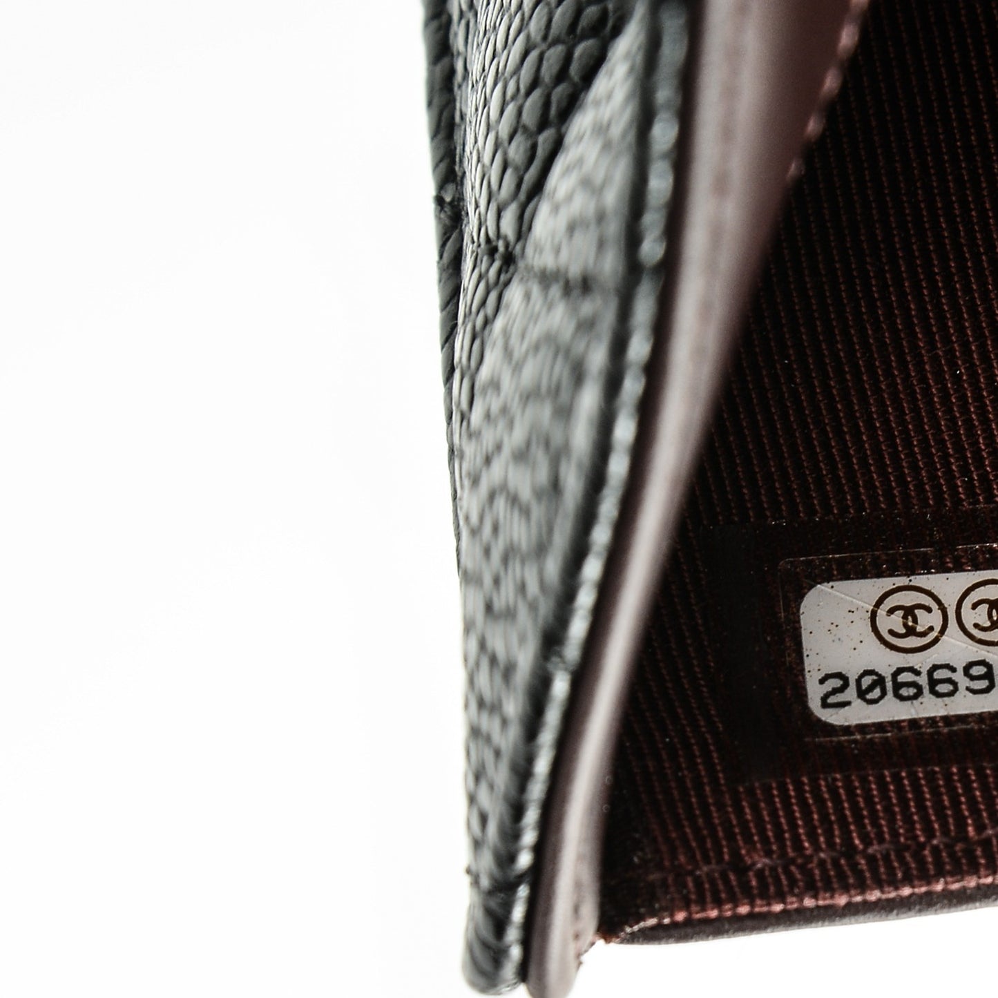 Caviar Quilted Zipped Pocket Wallet Black