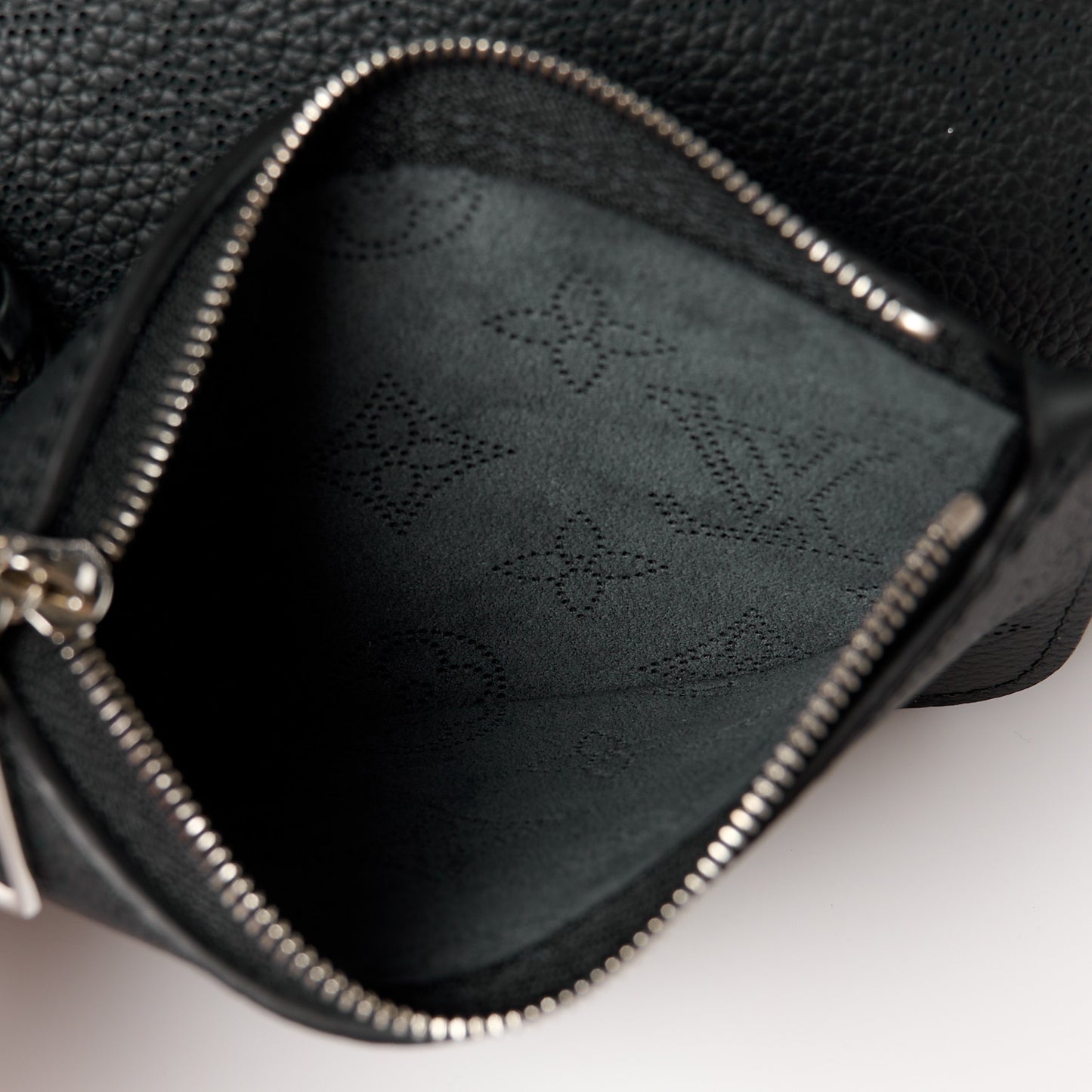Mahina Blossom PM Black
