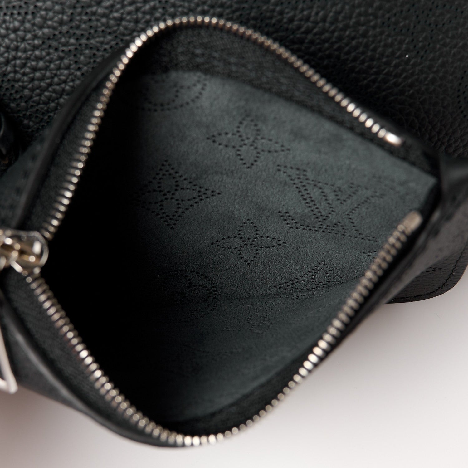 Louis Vuitton Mahina Blossom PM Black 9 of 12