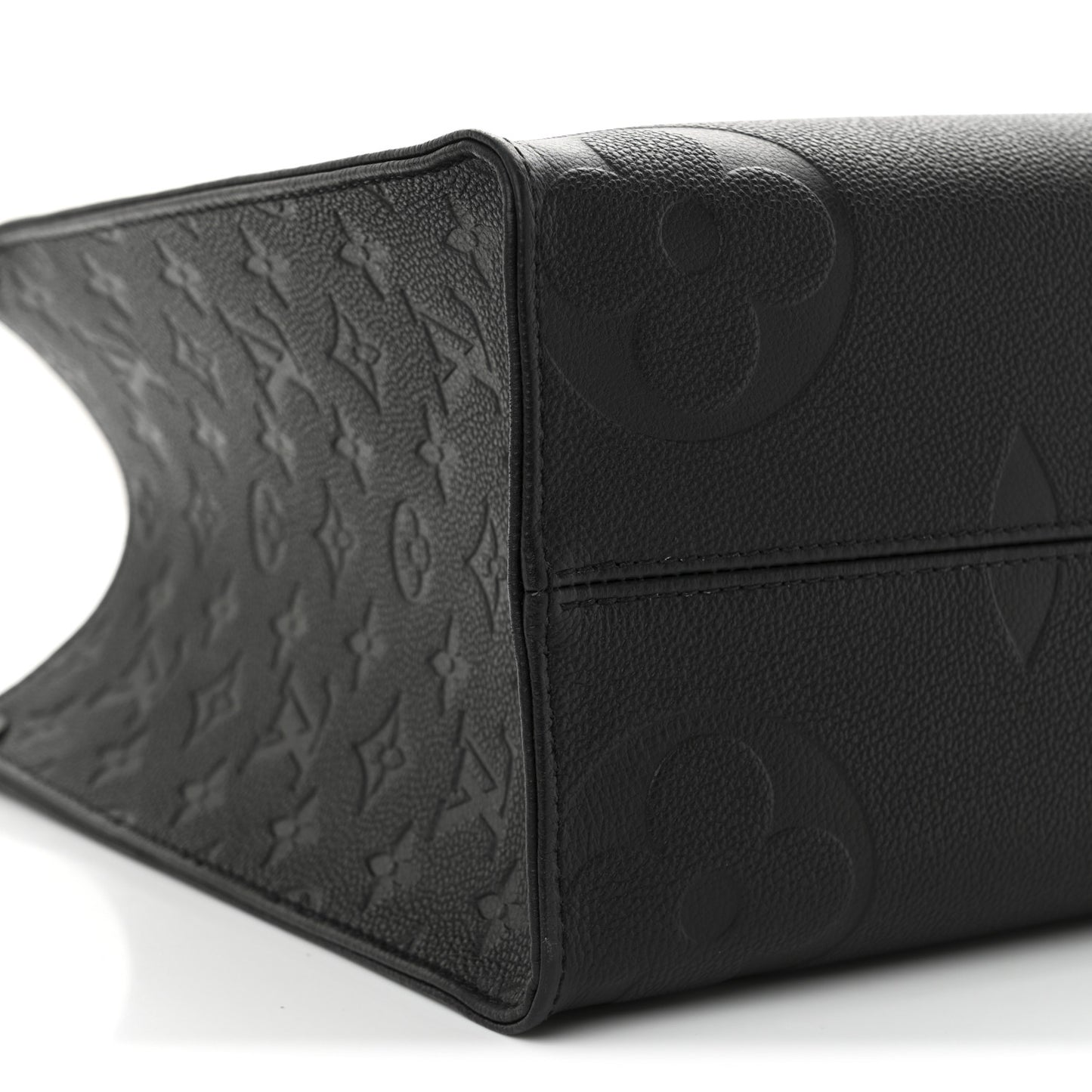 Empreinte Monogram Giant OnTheGo MM Black
