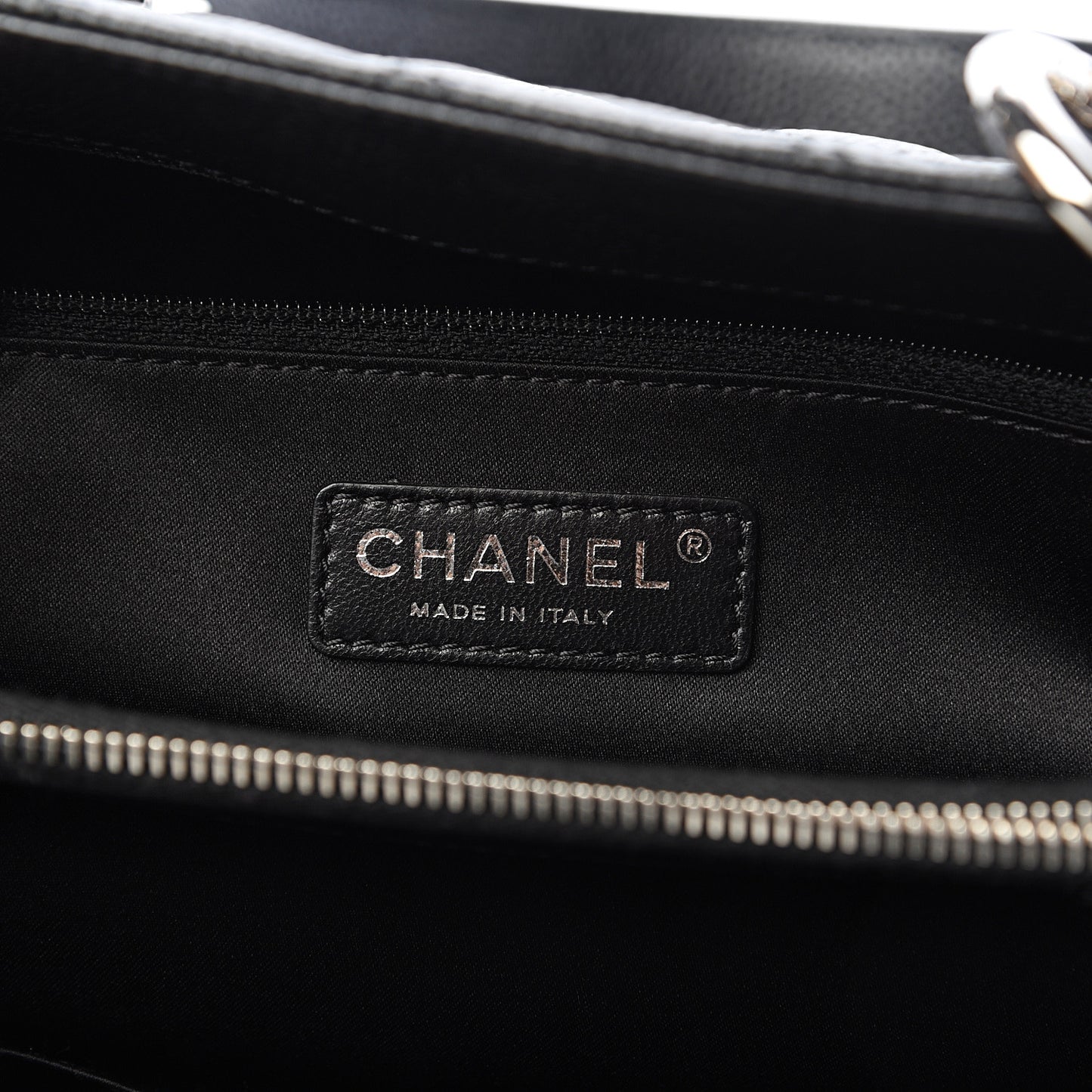 Caviar Quilted Grand Shopping Tote GST Black