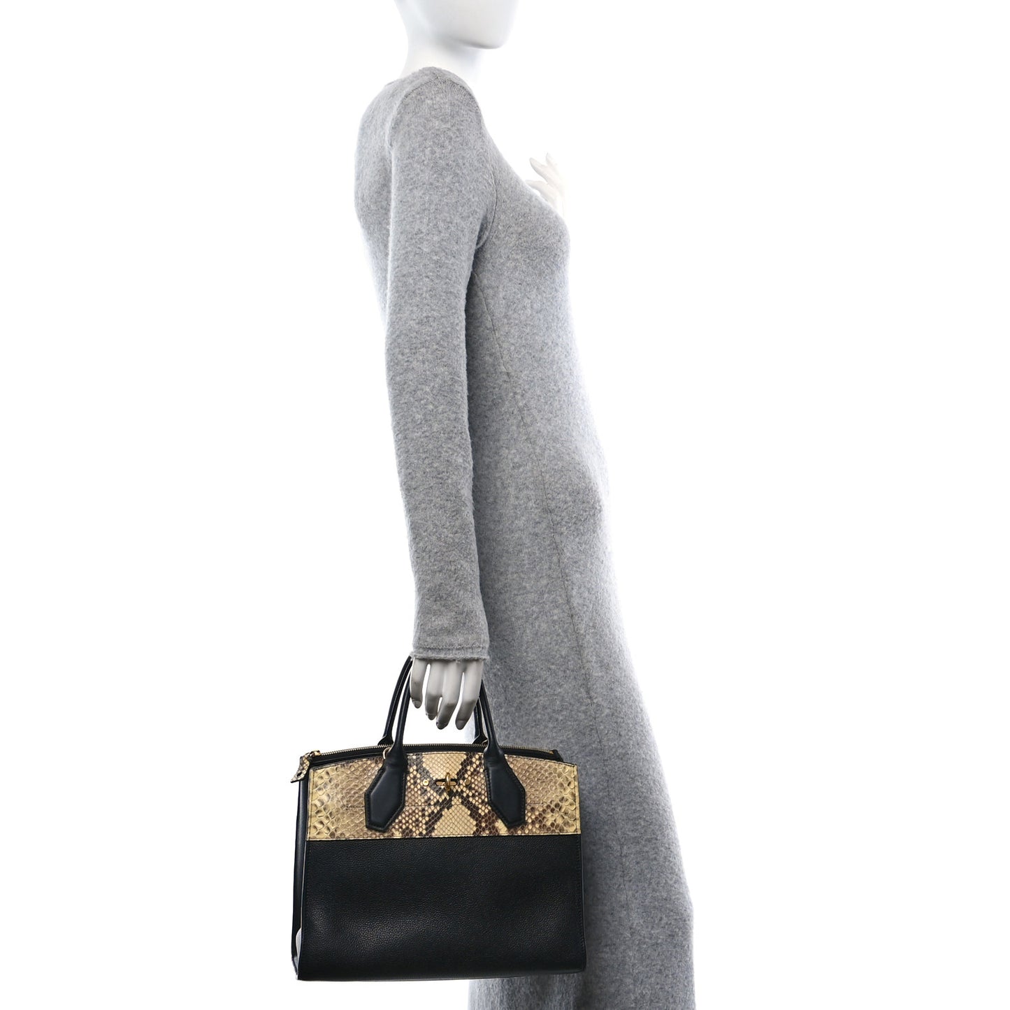 Taurillon Python City Steamer MM Black