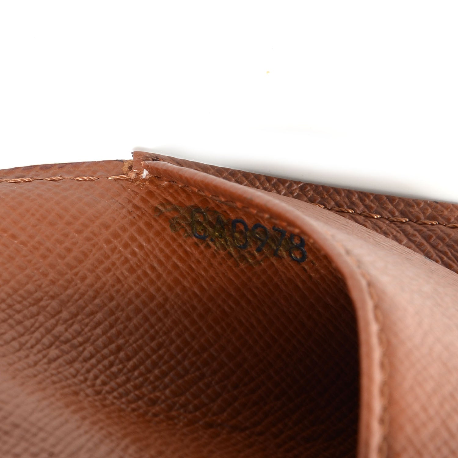 Louis Vuitton Epi Small Ring Agenda Kenyan Fawn 7 of 7