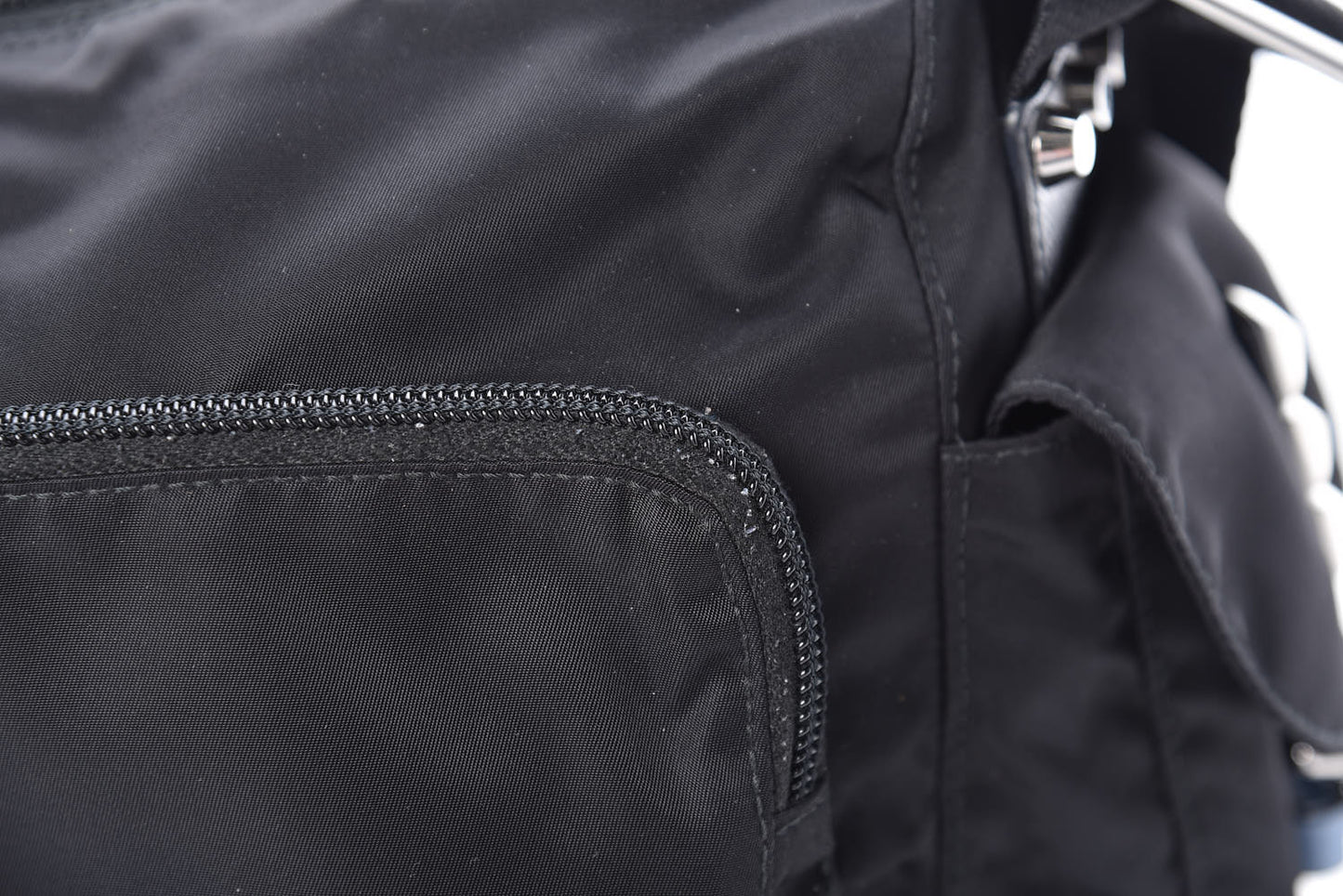 Nylon New Vela Studded Messenger Black Astrale