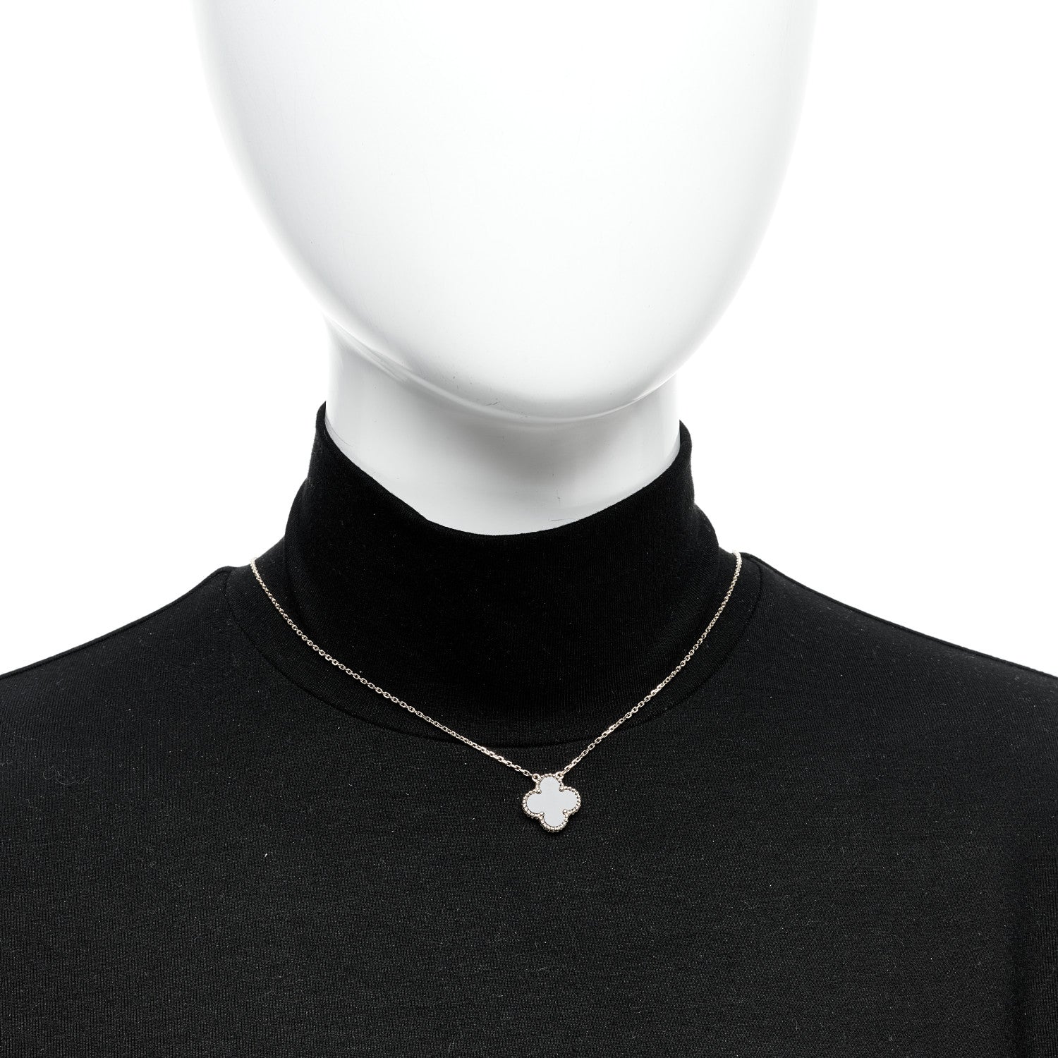 Van Cleef & Arpels 18K Yellow Gold Black Onyx Vintage Alhambra Pendant Necklace 2 of 6