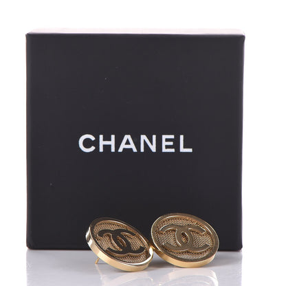 Chanel Mesh CC Earrings Light Gold 5 of 5