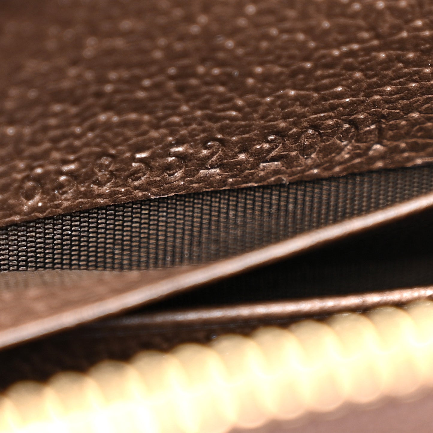 GG Supreme Monogram Textured Dollar Calfskin Web Ophidia Zip Around Card Case Wallet Beige Ebony New Acero