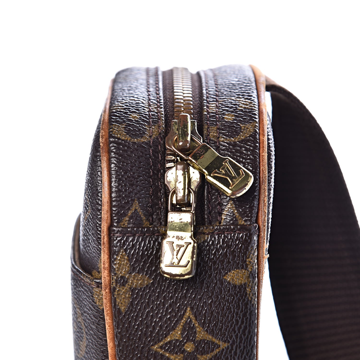 Louis Vuitton Monogram Pochette Gange 12 of 13