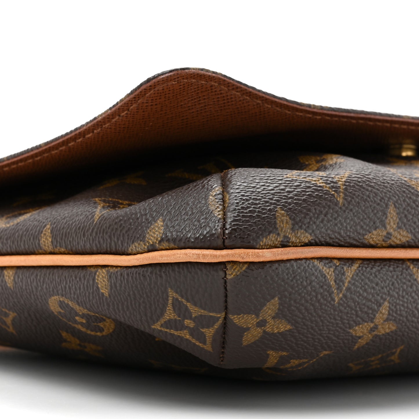 Monogram Musette Tango