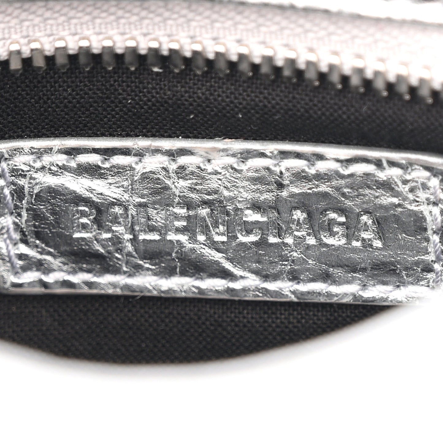 Metallized Arena Lambskin Classic Hardware Nano Le City Silver