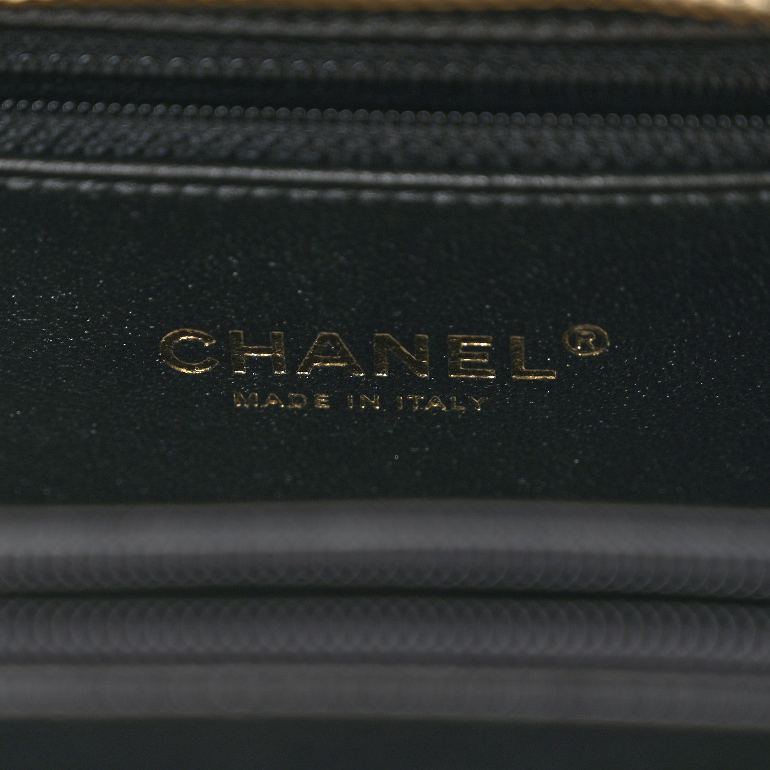 Chanel Caviar Quilted Medium CC Filigree Vanity Case Black 6 of 10