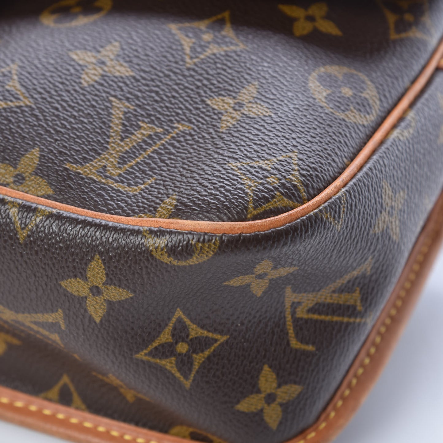 Monogram Sologne