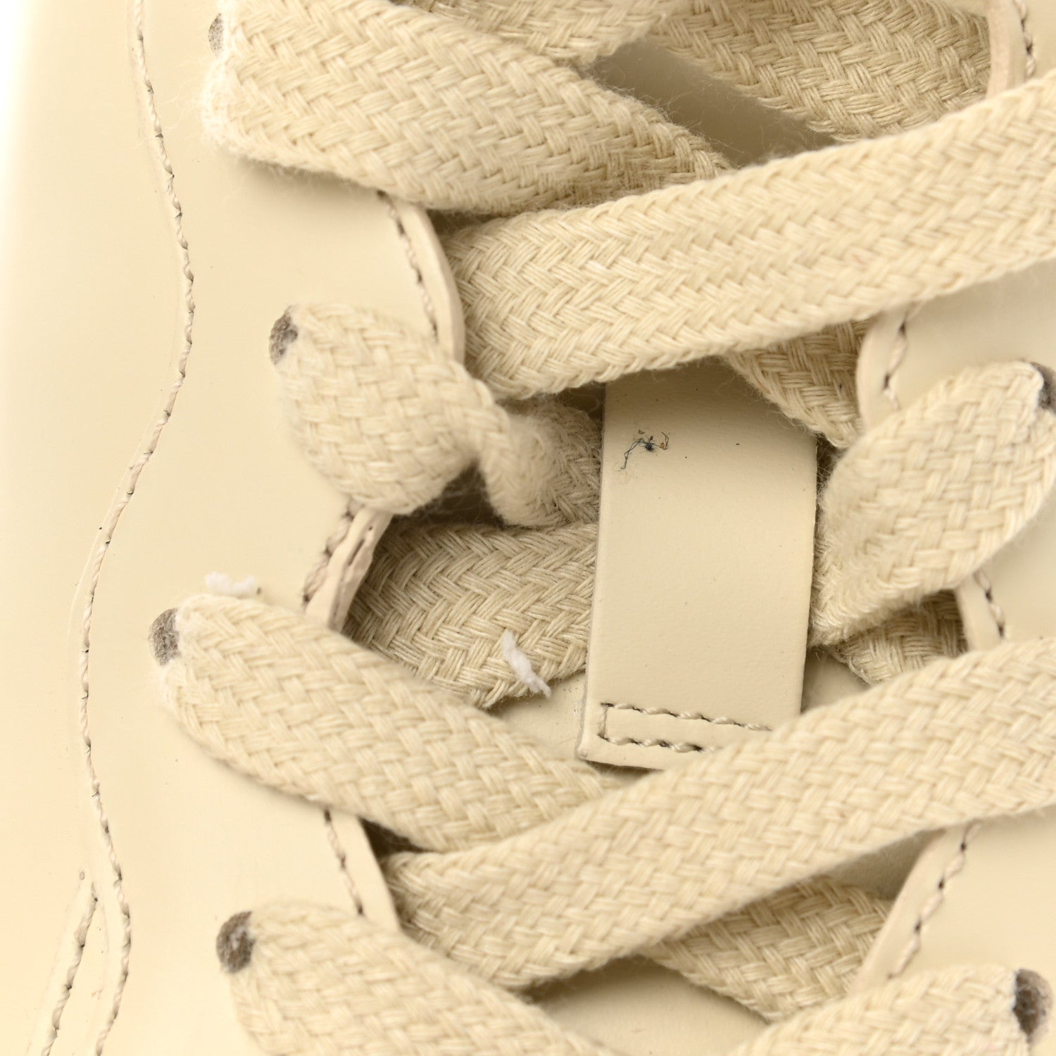 Gucci Calfskin Logo Womens Rhyton Sneakers 39.5 Ivory 9 of 11