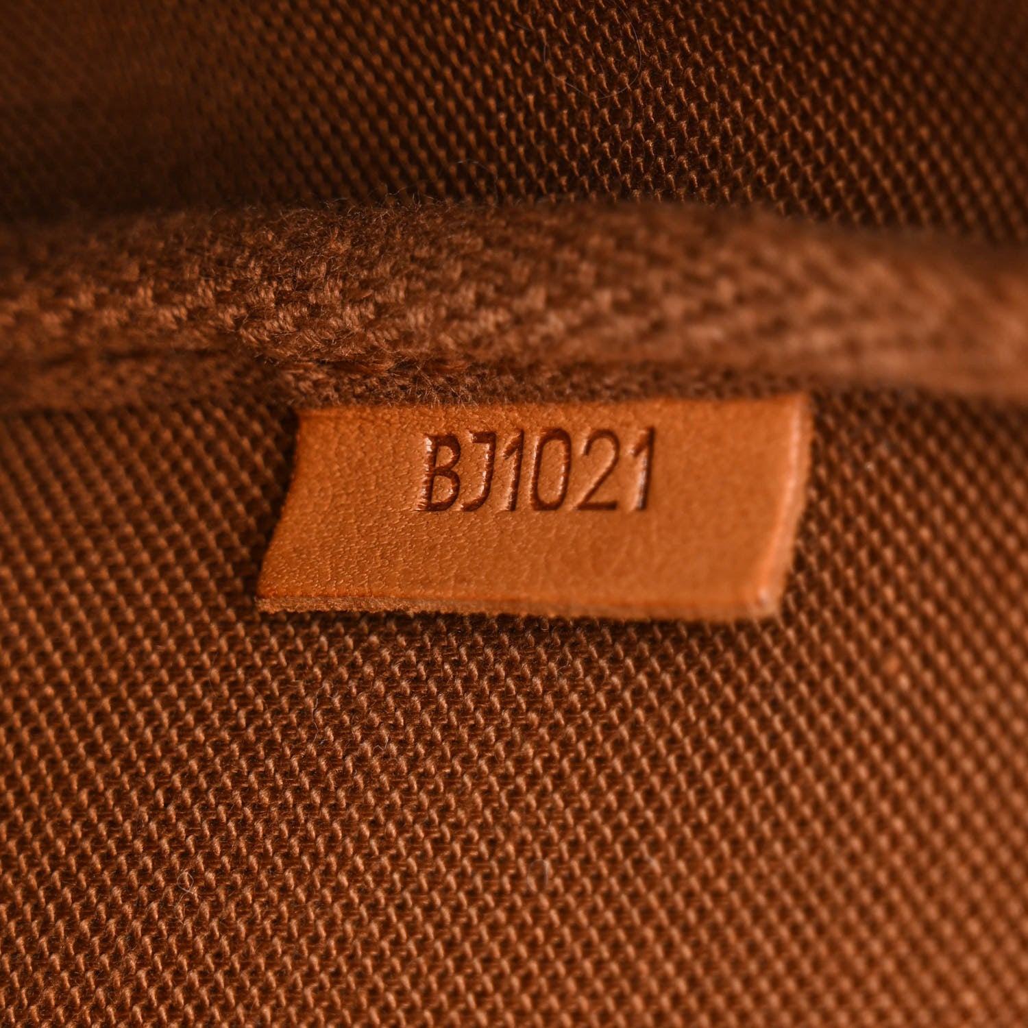 Louis Vuitton Monogram Pochette Accessories 7 of 9