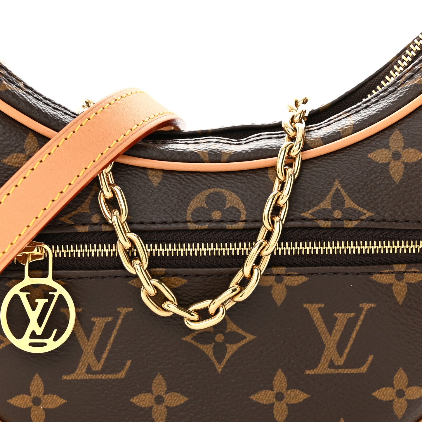 Monogram Loop