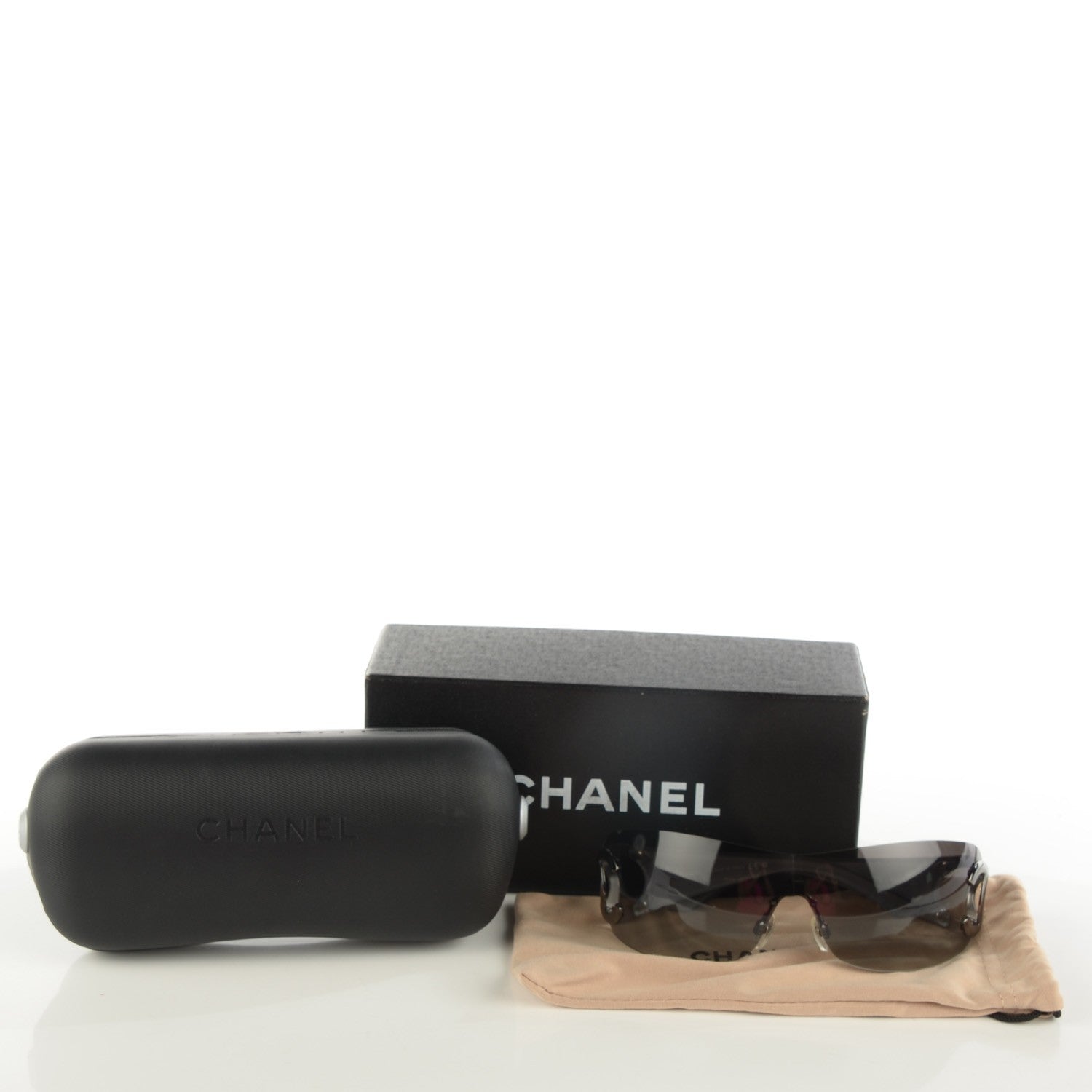 Chanel Frameless CC Logo Sunglasses 4125 Black 126960 – FASHIONPHILE