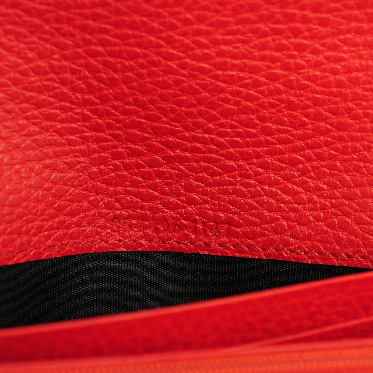 Dollar Calfskin Swing Continental Wallet Oxidation