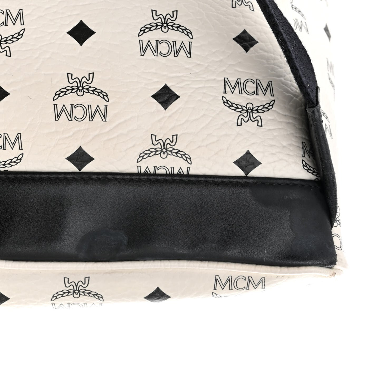 Visetos Medium Sprinkle Stud Stark Backpack White