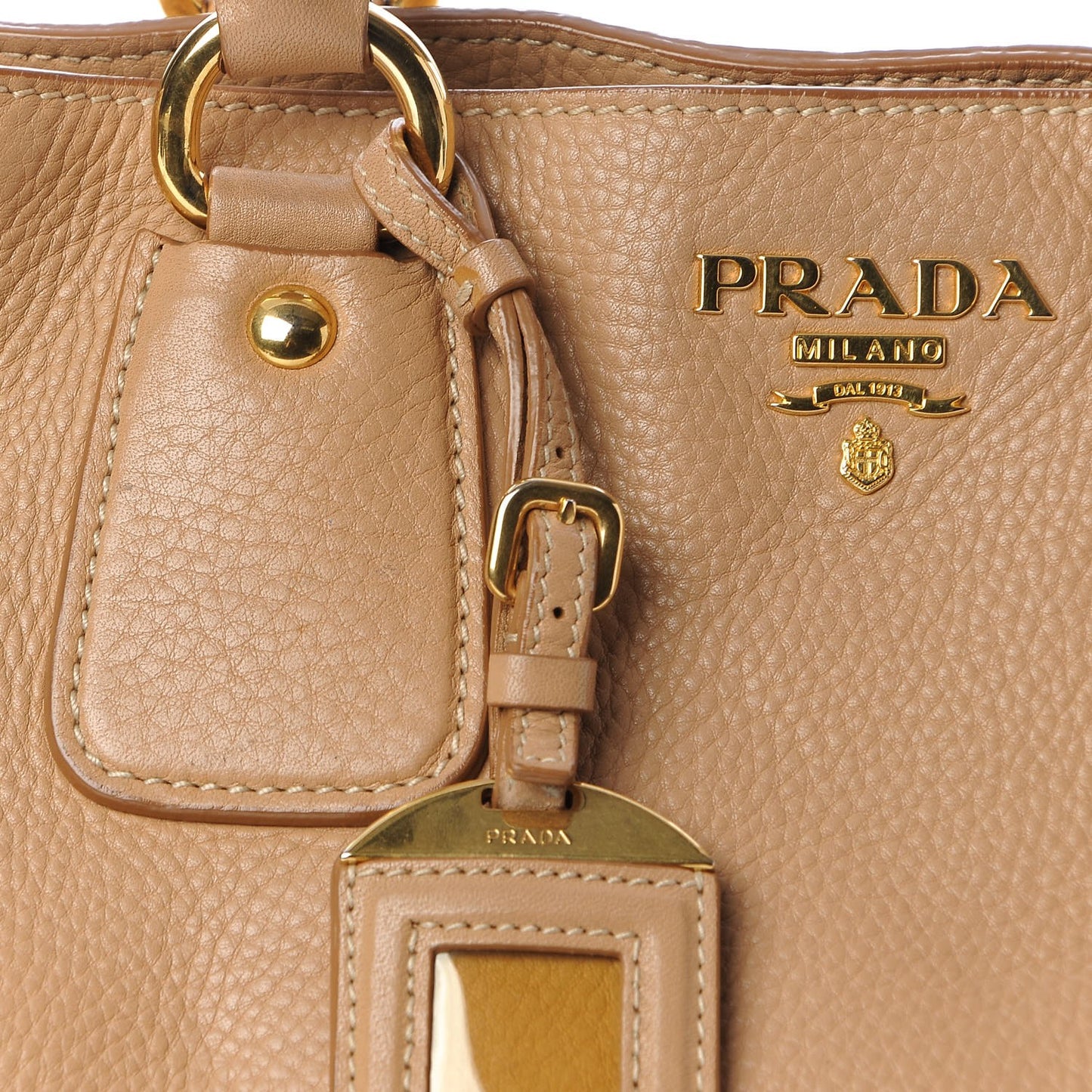 Vitello Daino Shoulder Bag Sughero