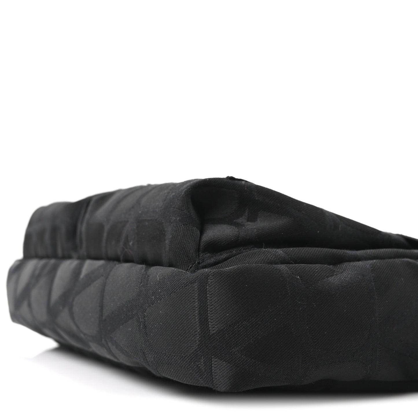 X PORTER Technical Fabric Vlogo Crossbody Sling Bag Black