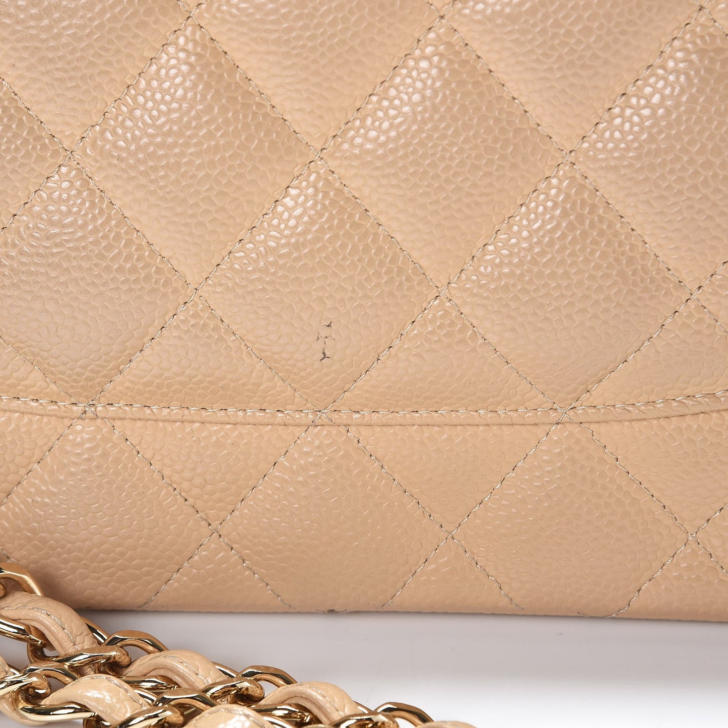 Caviar Quilted Jumbo Double Flap Beige Clair