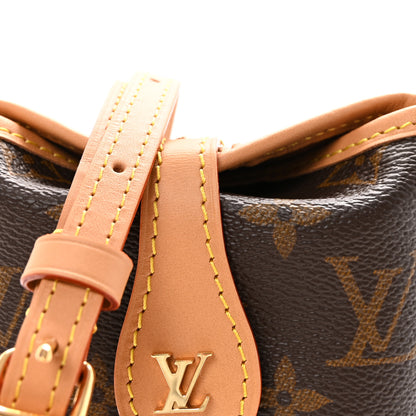 Louis Vuitton Monogram Fold Me Pouch 6 of 9