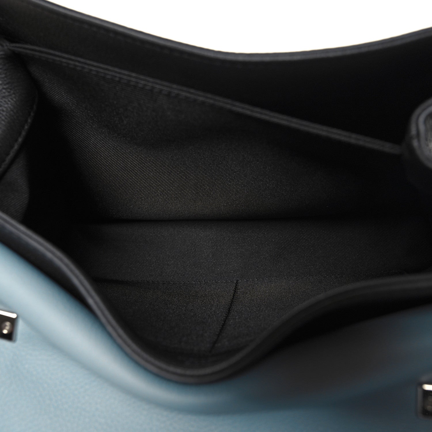 Louis Vuitton Soft Calfskin Lockme II Top Handle Sky 6 of 10