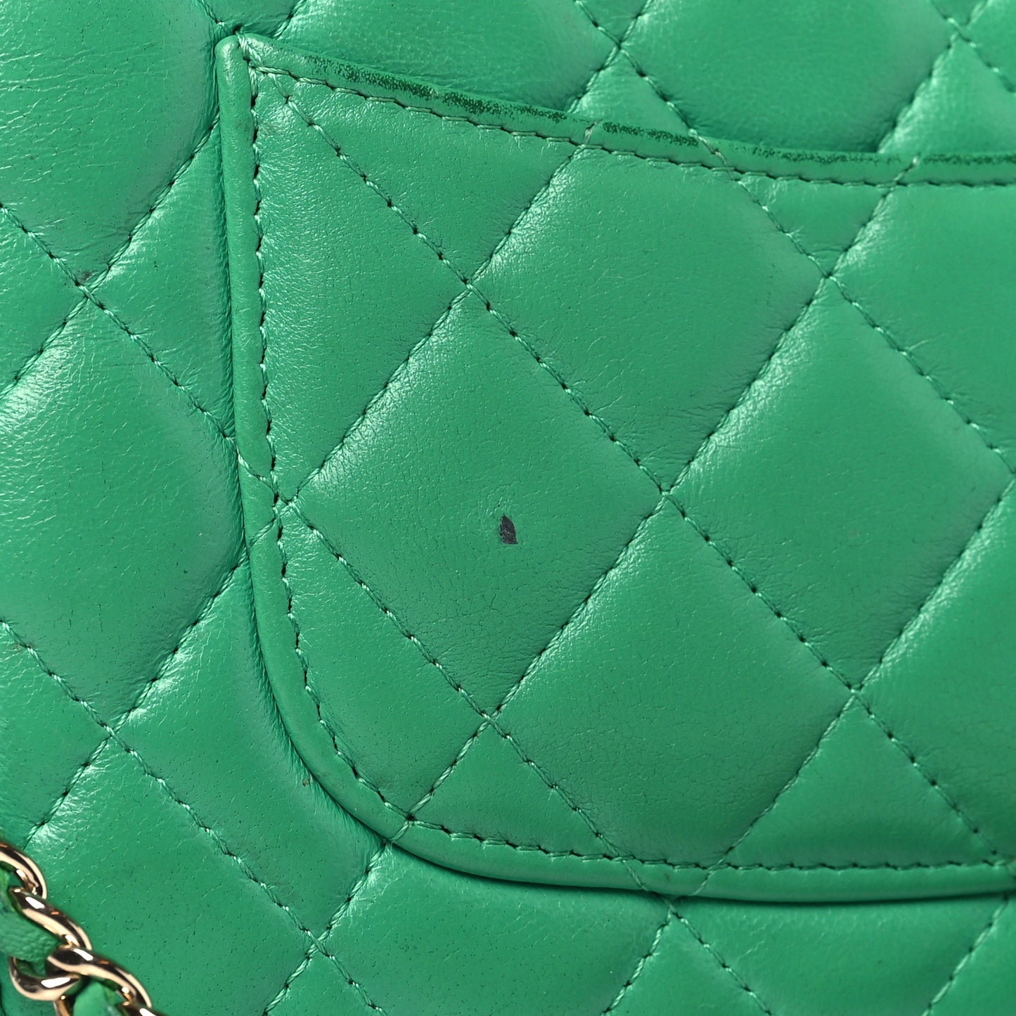 Lambskin Quilted Wallet On Chain WOC Green