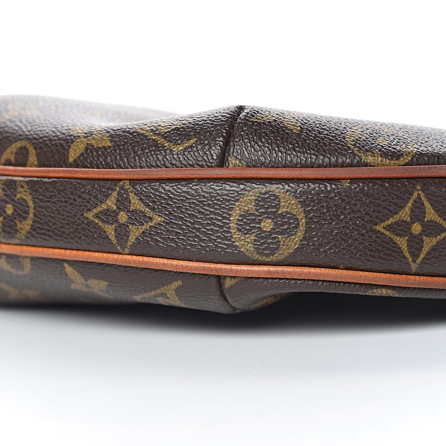 Monogram Croissant PM